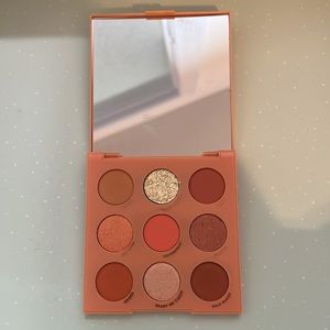 COLOURPOP EYESHADOW